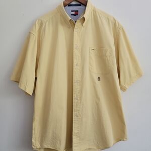 Vintage Y2K Men's Tommy Hilfiger Crest Yellow Short Sleeve Button Down Shirt  LG
